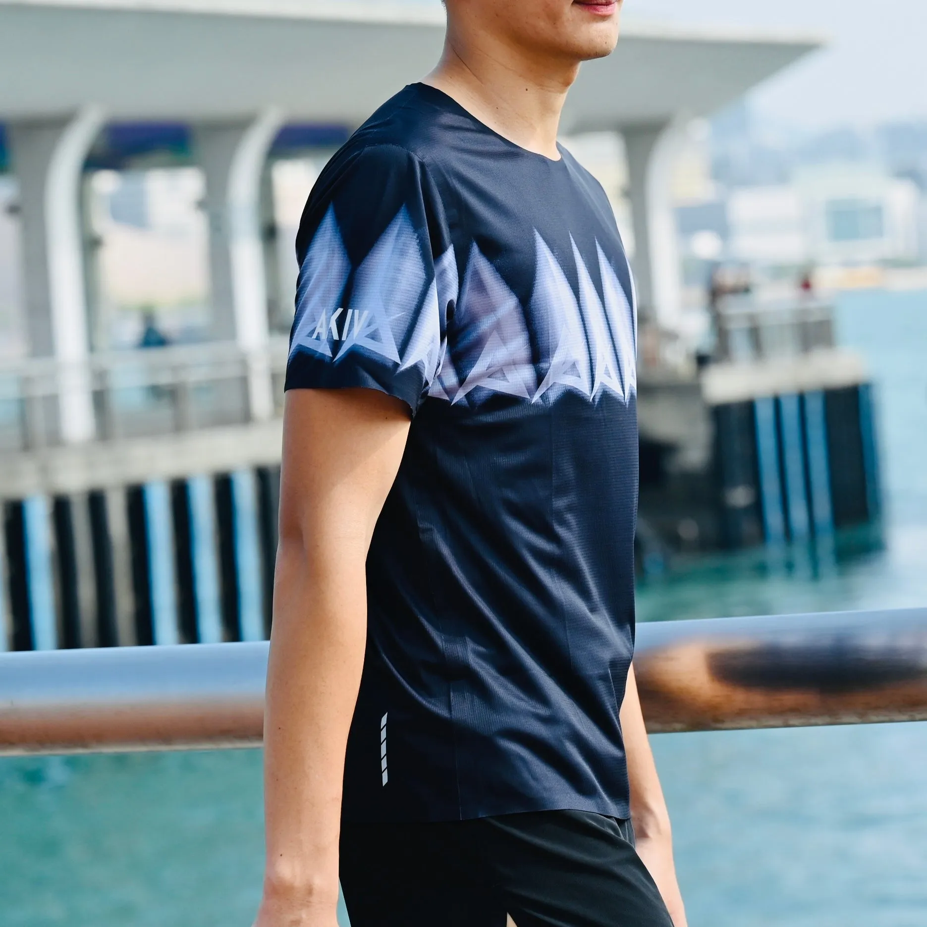 AKIV Ultralight Training T-Shirt Unisex | Flash Black