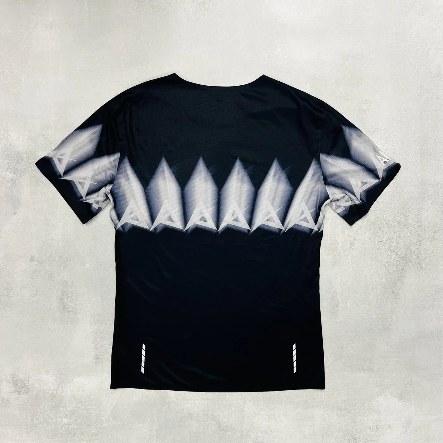 AKIV Ultralight Training T-Shirt Unisex | Flash Black