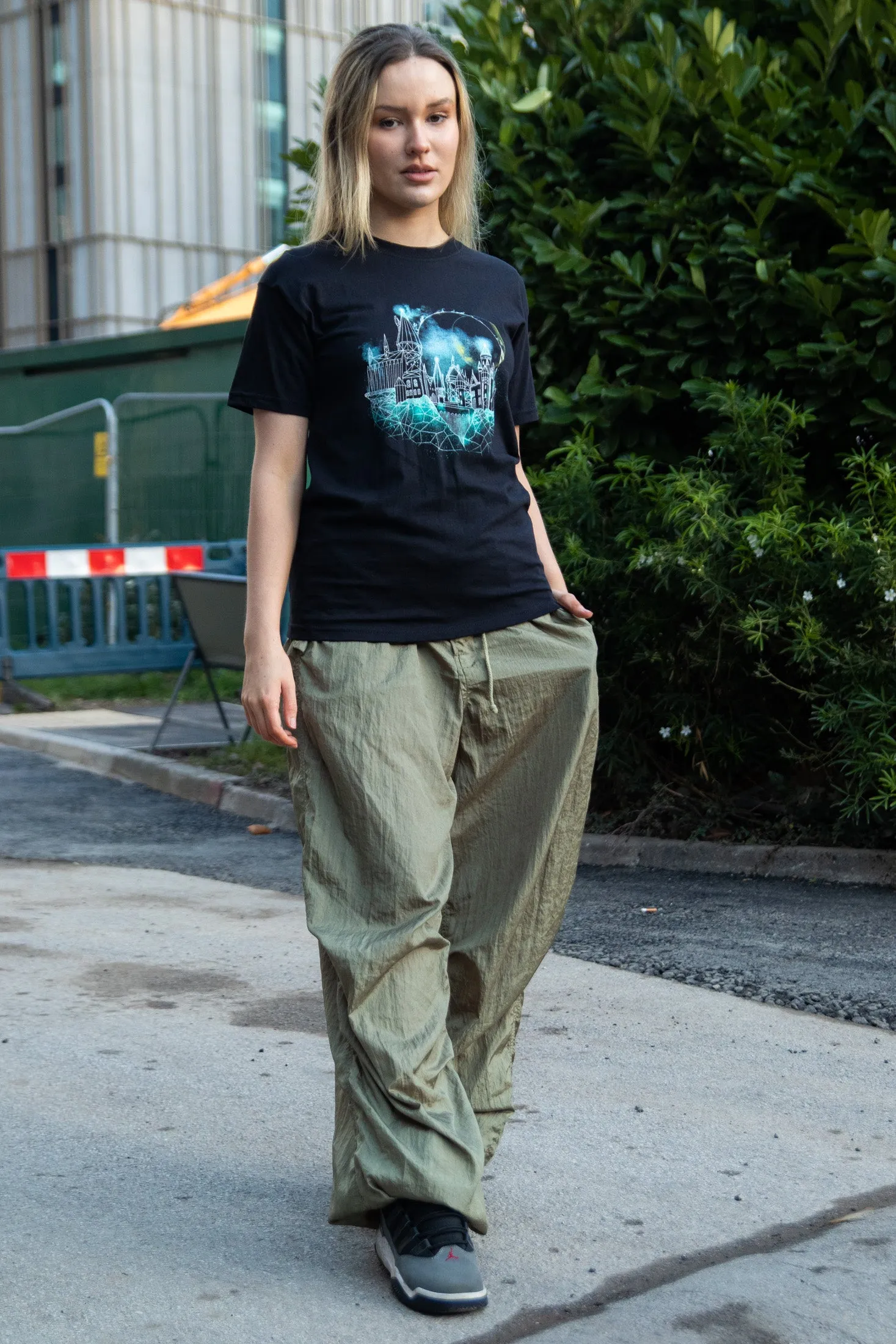 Daisy Street Relaxed T-Shirt with Harry Potter Hogwarts