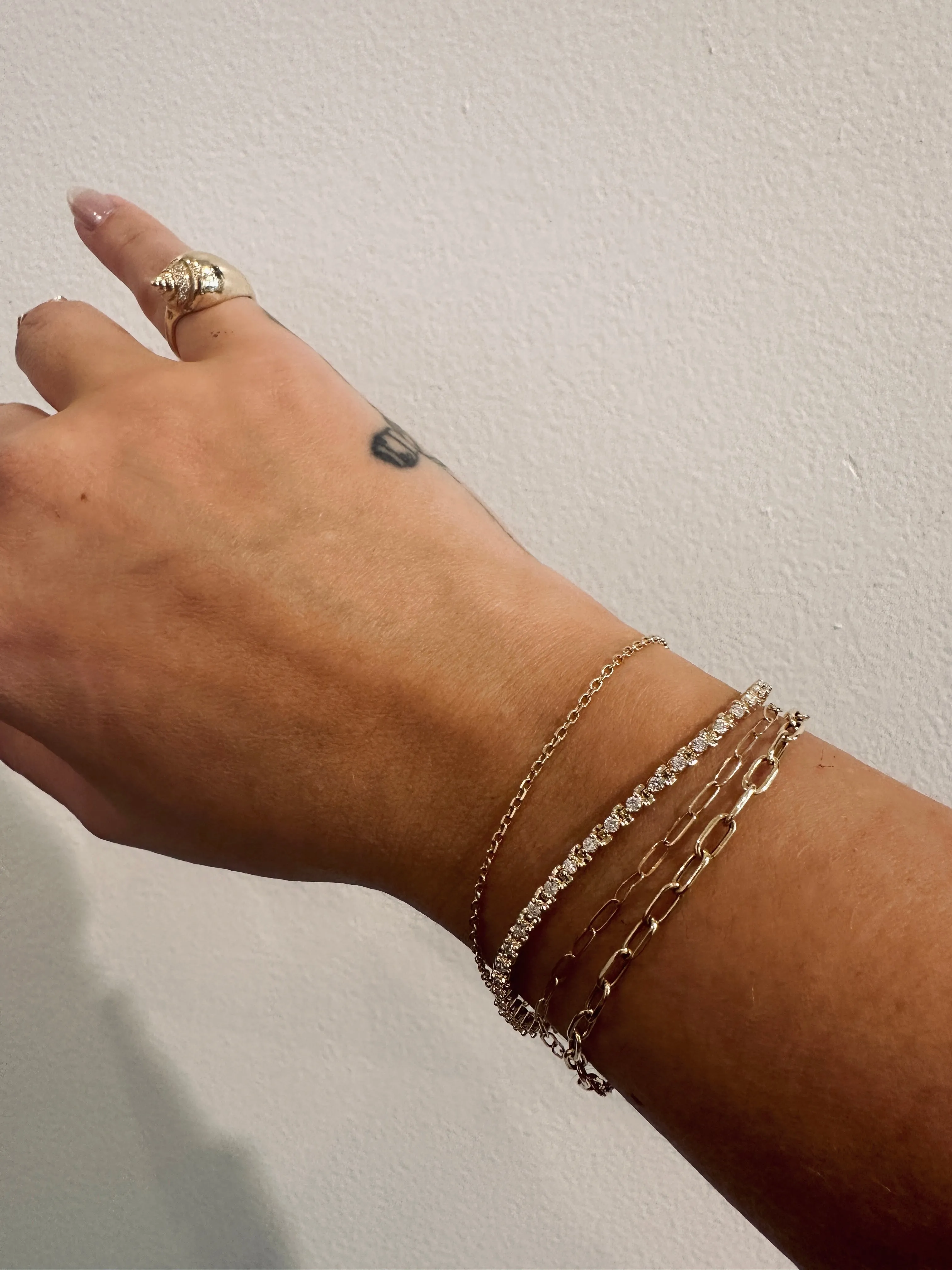 THE CLASSIC TENNIS BRACELET