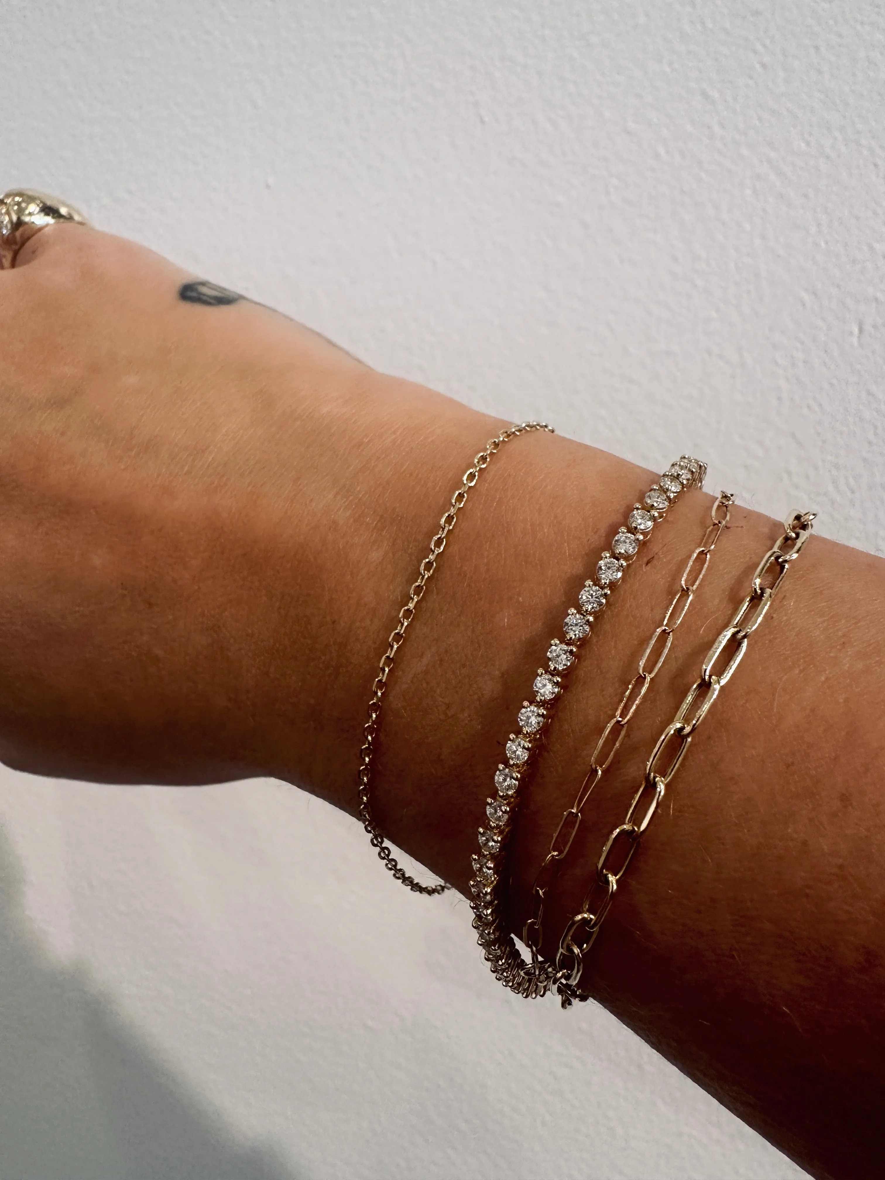 THE CLASSIC TENNIS BRACELET