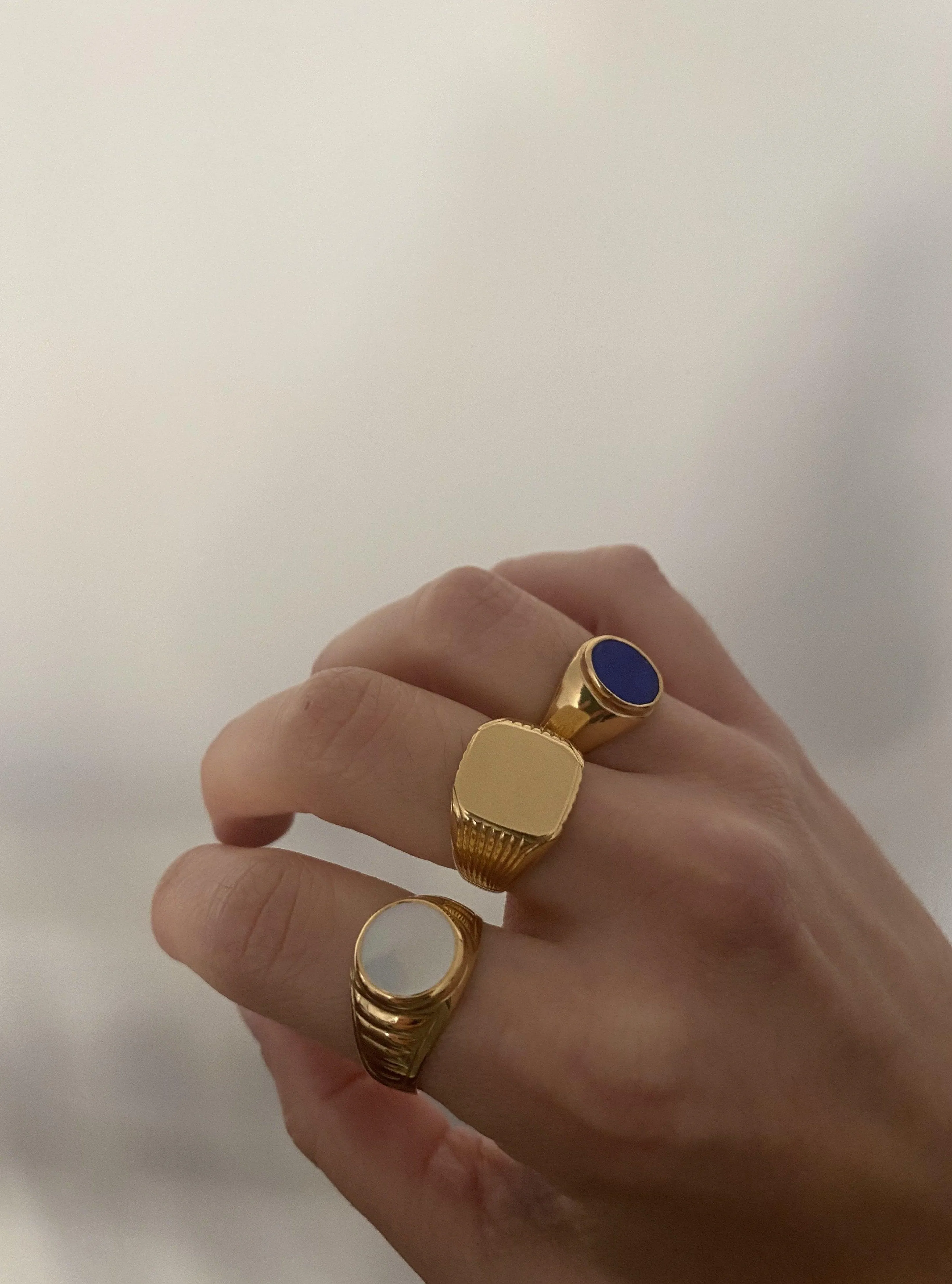 Zoe Signet Ring